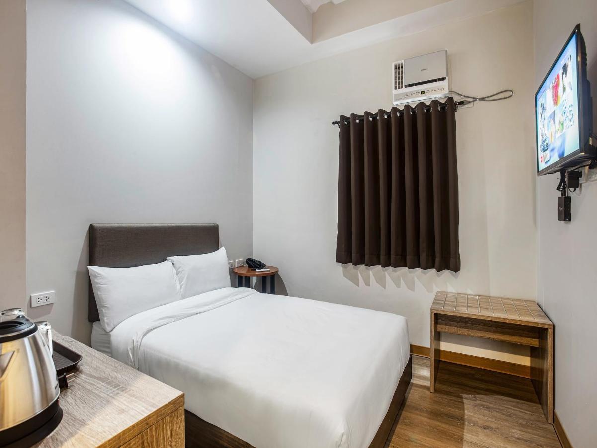 Airo Hotel Manila Ngoại thất bức ảnh